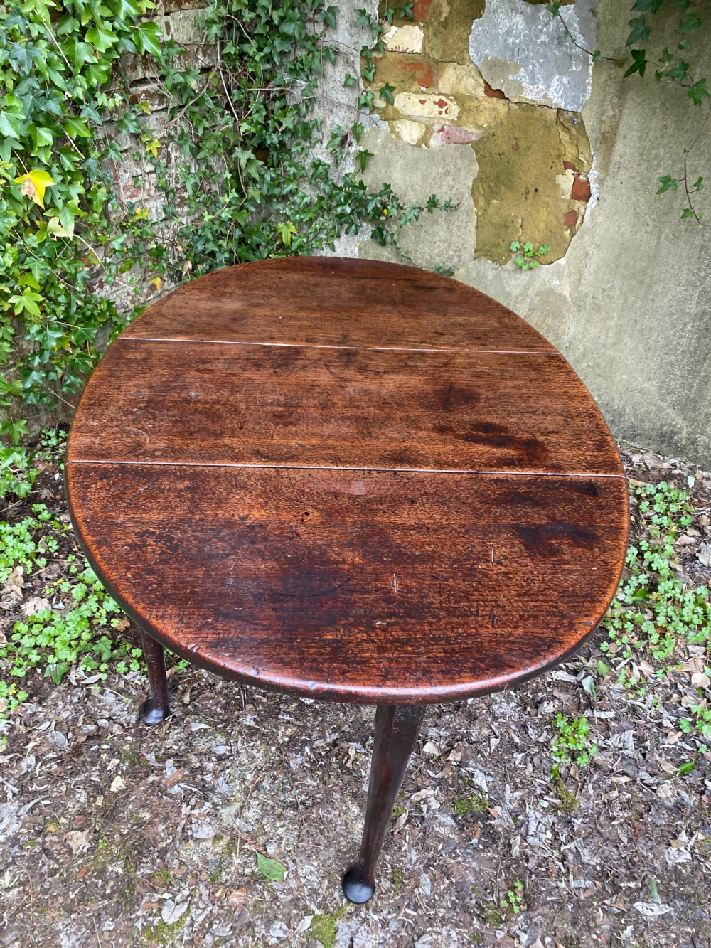 Early gateleg Table View VII