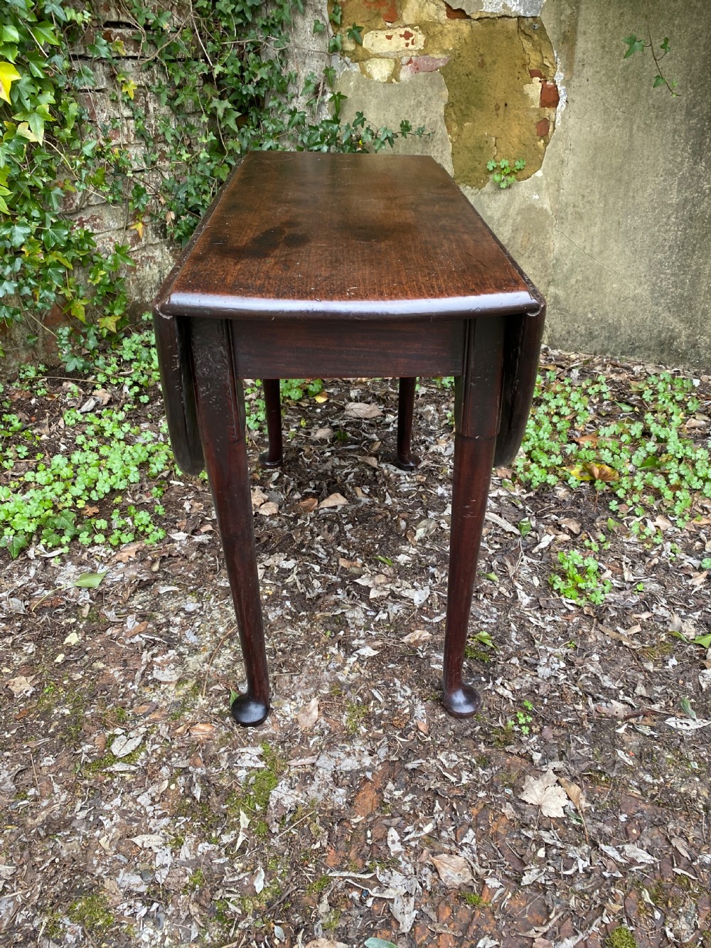 Early gateleg Table View XIII