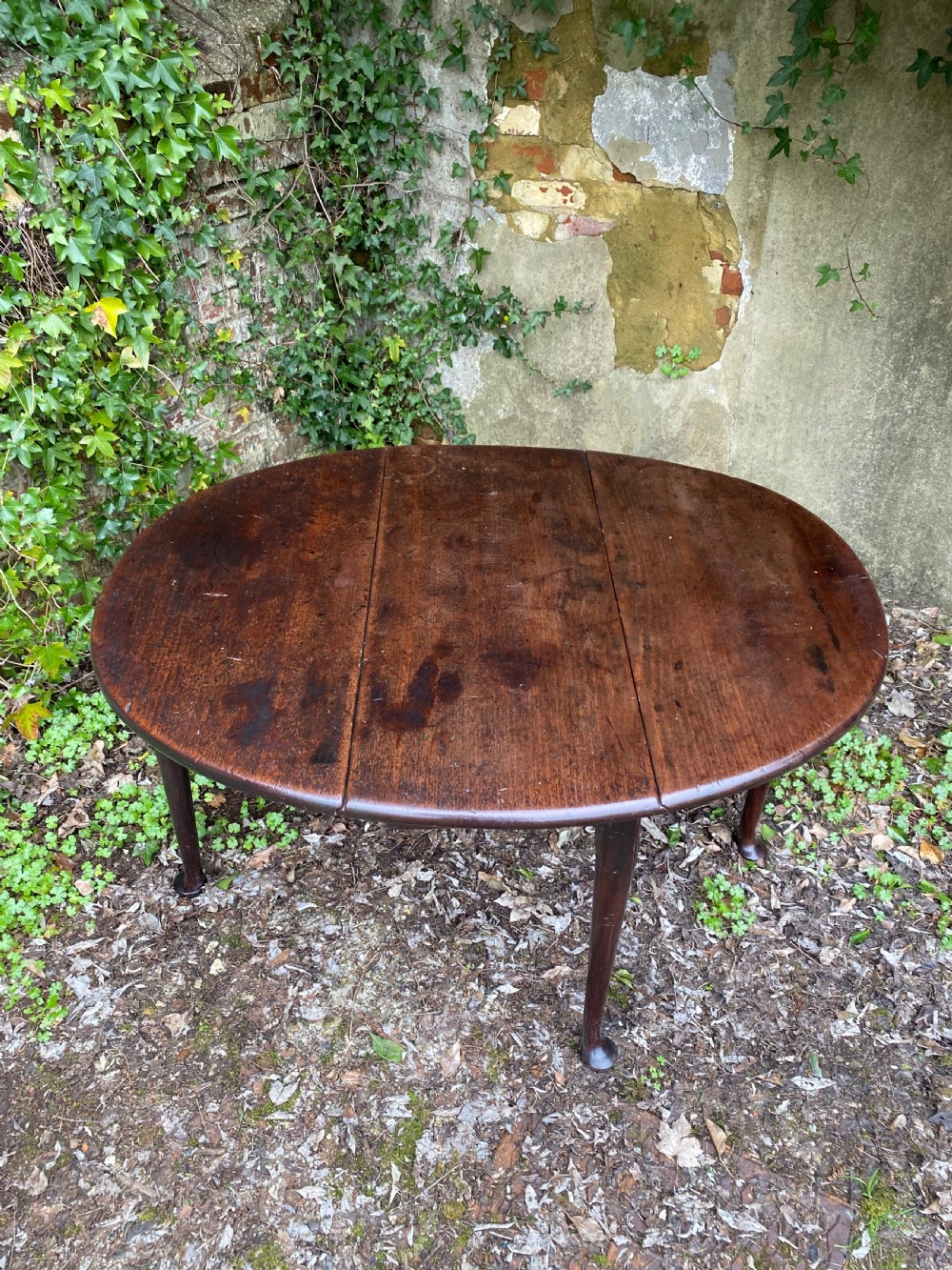 Early gateleg Table View XXI