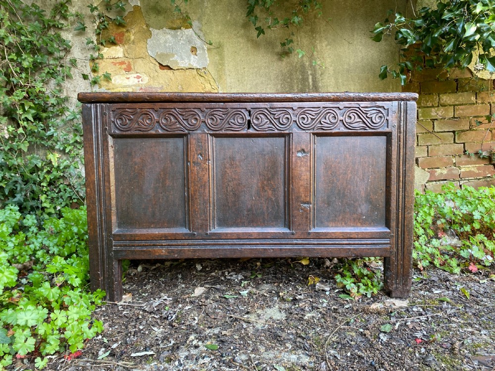 Early Oak Coffer
