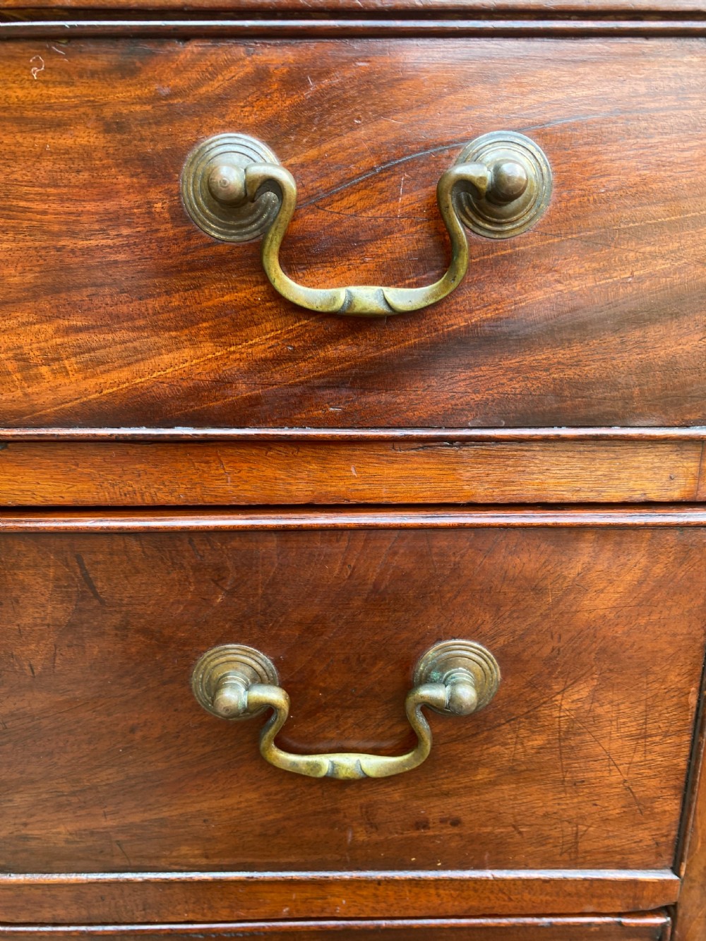 Antique Mahogany Bachelor’s Chest of Drawers  View XIII