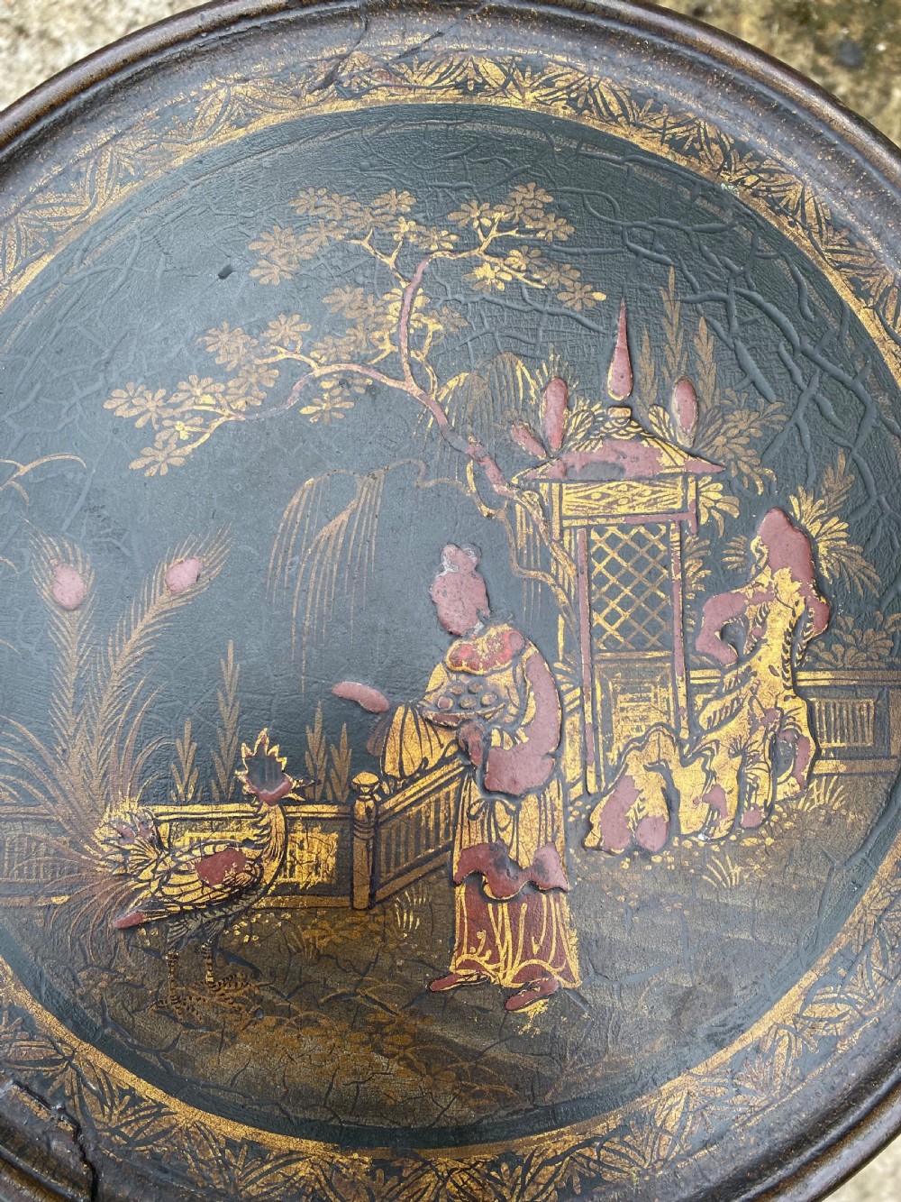 Chinoiserie tripod table View VI