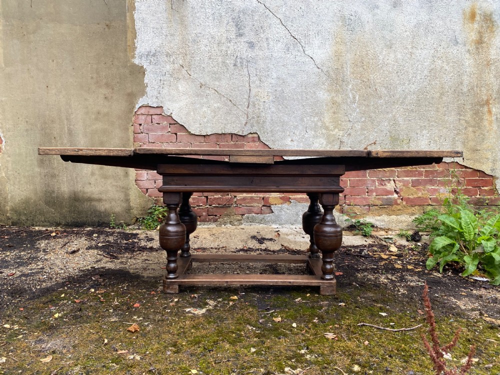 Antique Oak Draw Leaf Table View II
