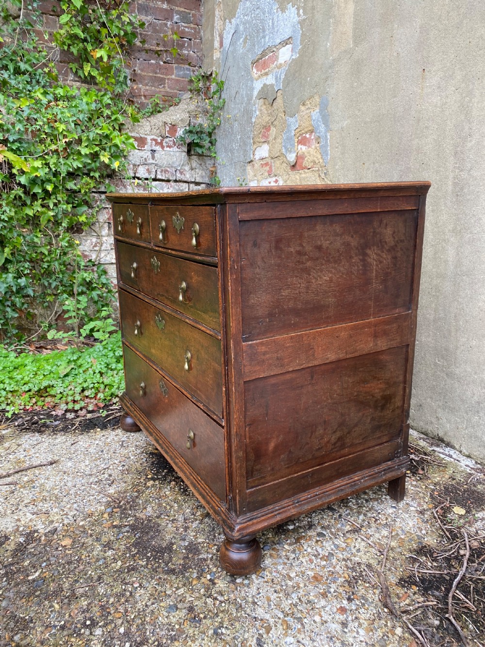 Early Oak Chest of Drawers  View VI