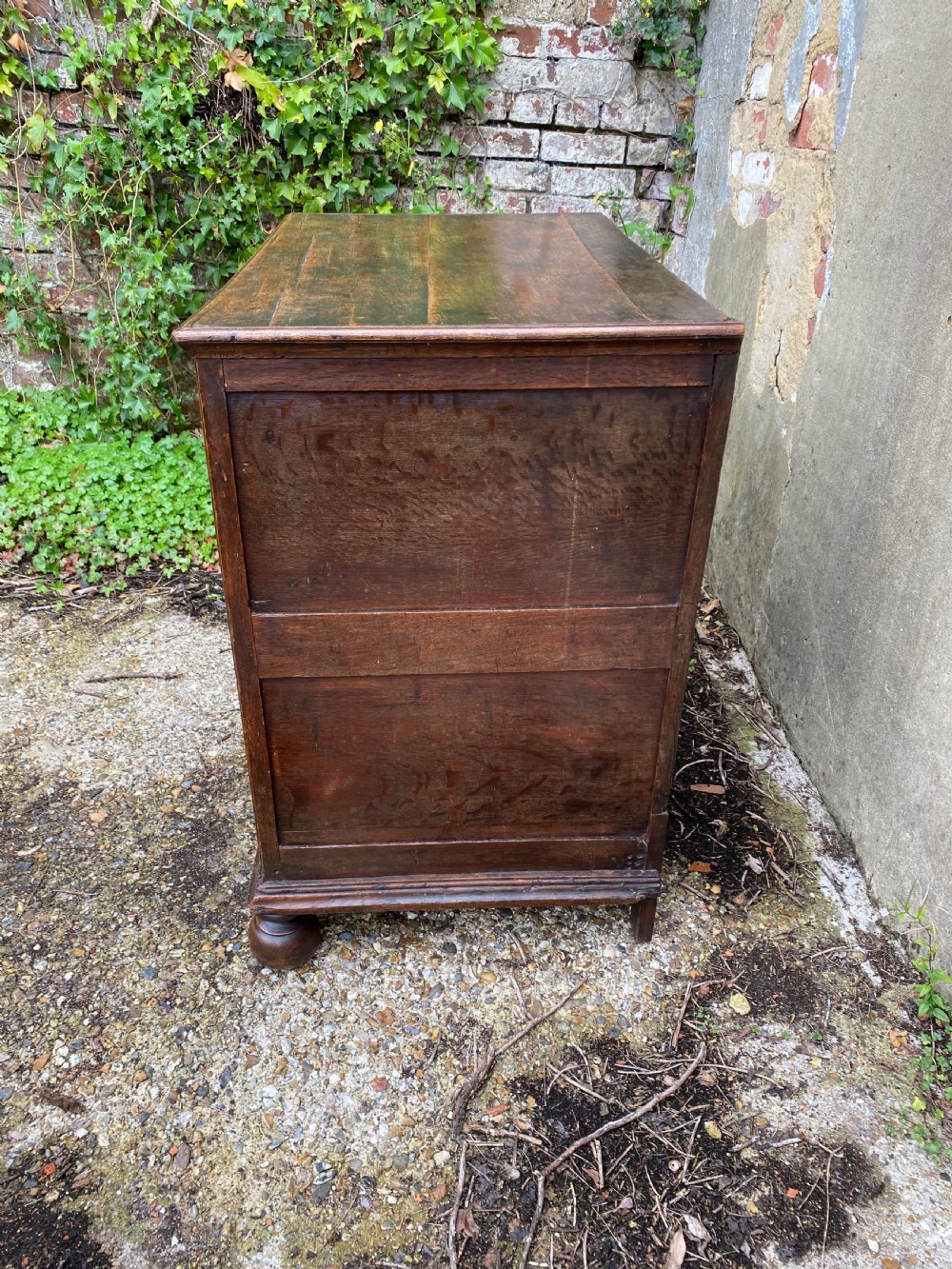Early Oak Chest of Drawers  View VII