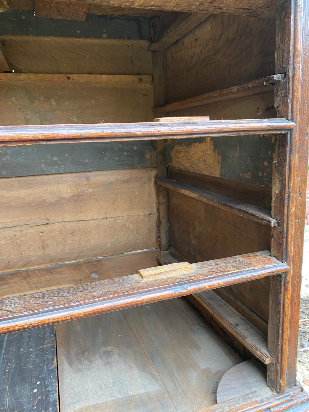 Early Oak Chest of Drawers  View XXI