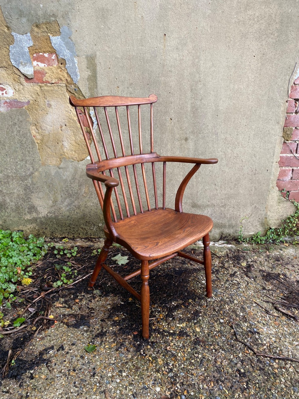 Comb Back Windsor Chair View V