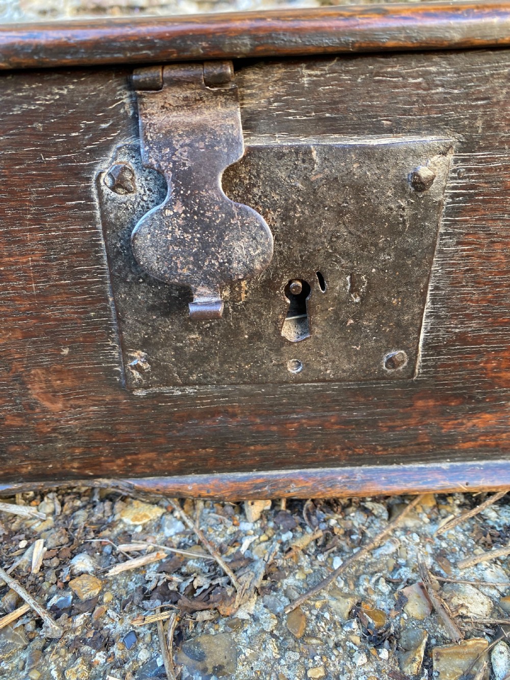 Early Oak Box View XIII