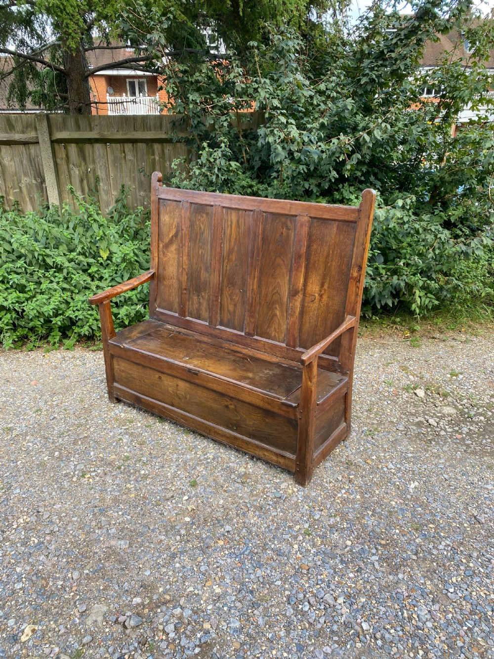 Antique Box Settle View V