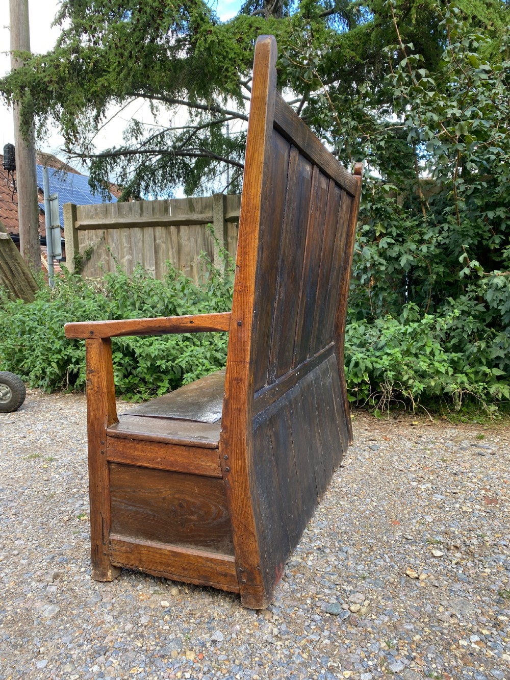 Antique Box Settle View X