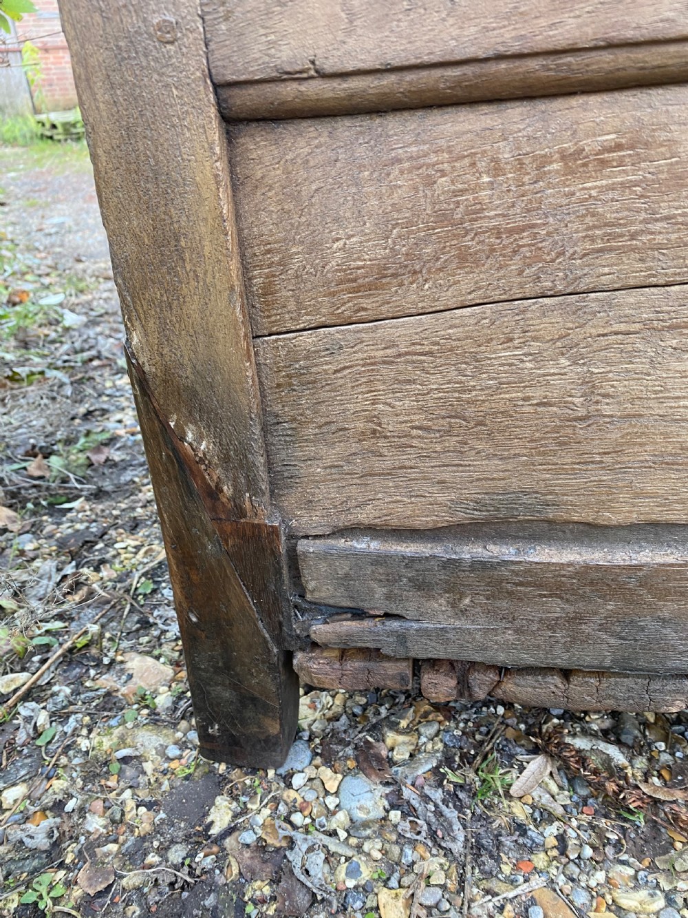 Early Oak Settle View XVII