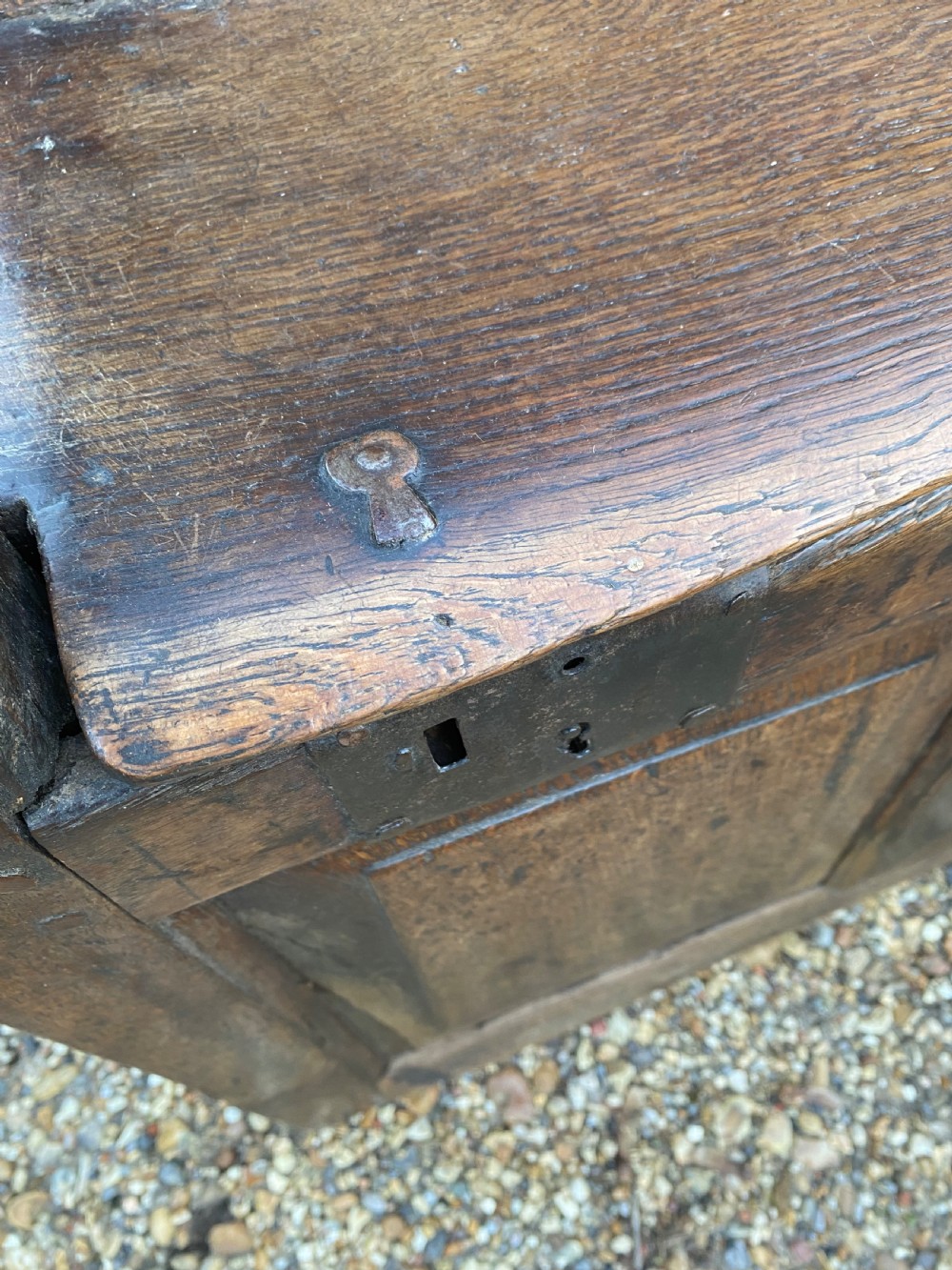 Early Oak Settle View XXII