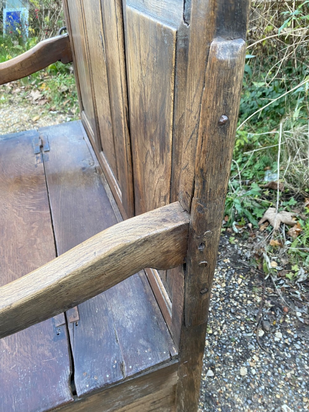 Early Oak Settle View XXIII