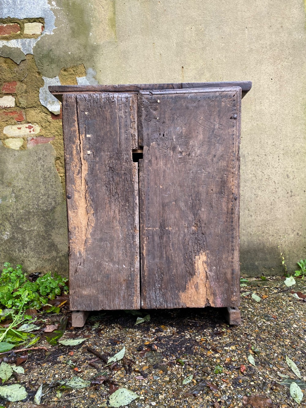 17th Century Cupboard  View VIII