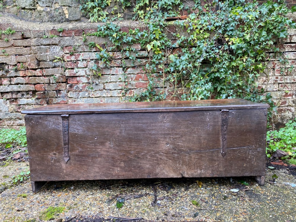 Early Oak Sword Chest View XXIII