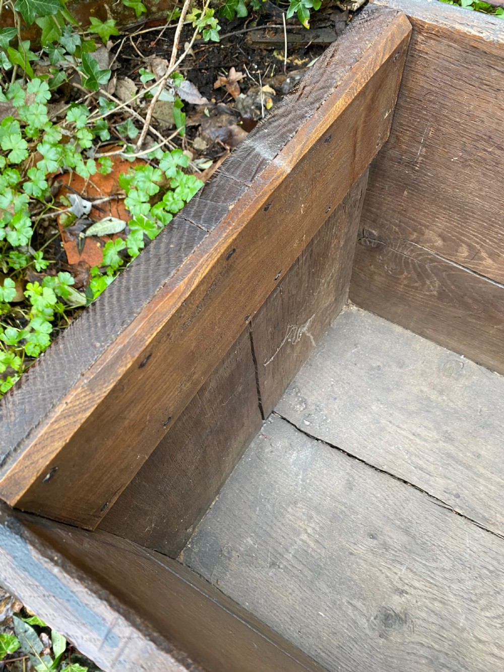 Early Oak Sword Chest View XXVII