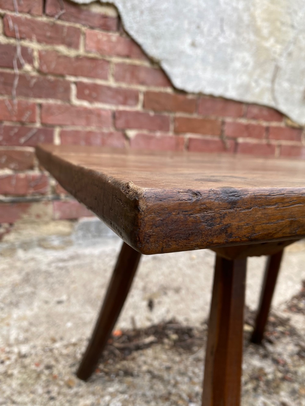 Primitive Table View VI