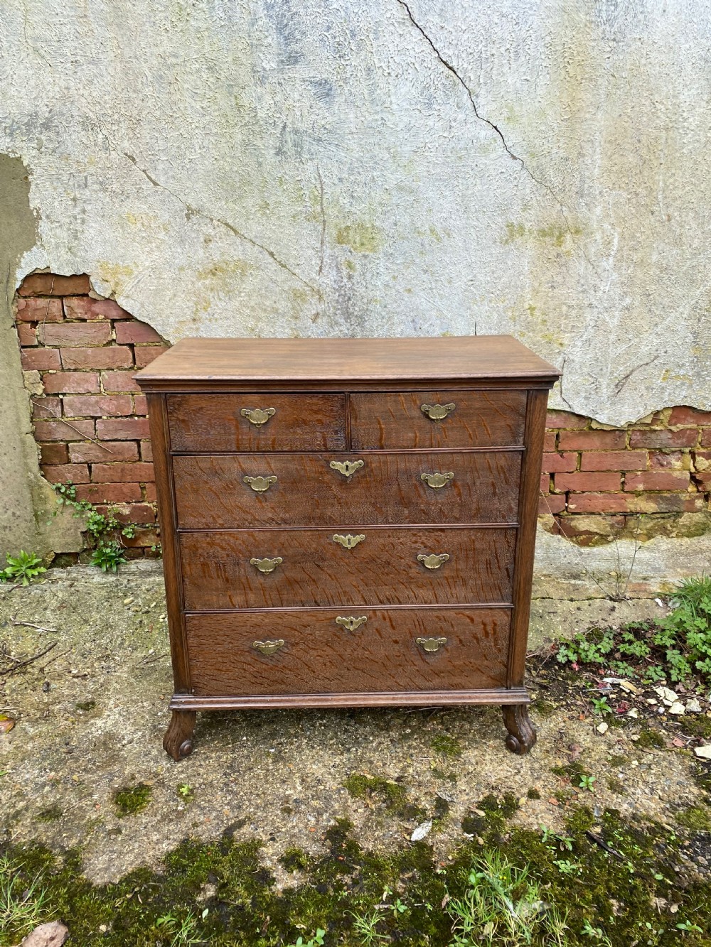 Early Oak Chest of Drawers  View III