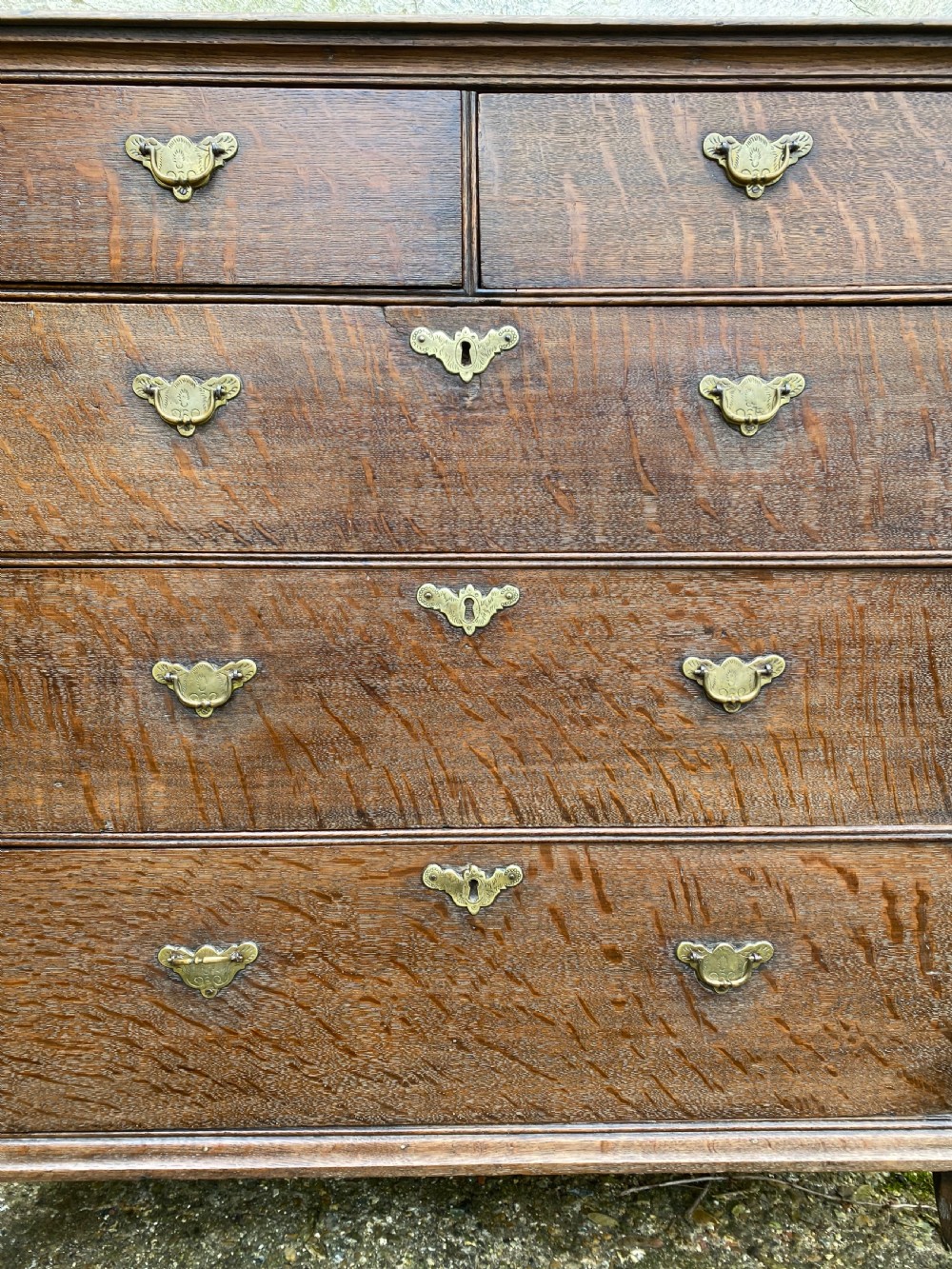 Early Oak Chest of Drawers  View VI