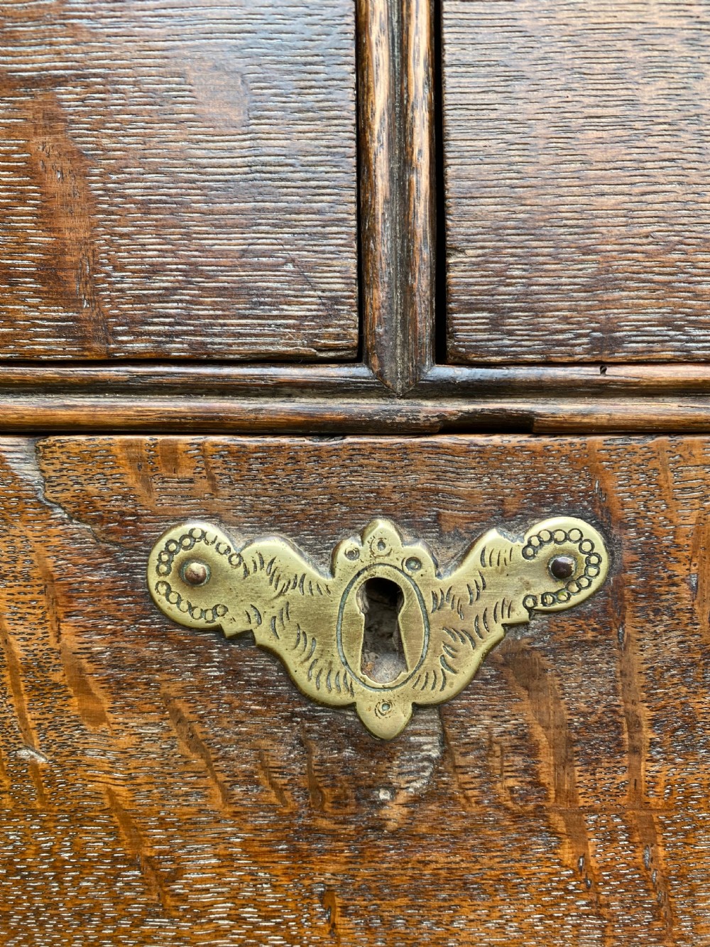 Early Oak Chest of Drawers  View VIII