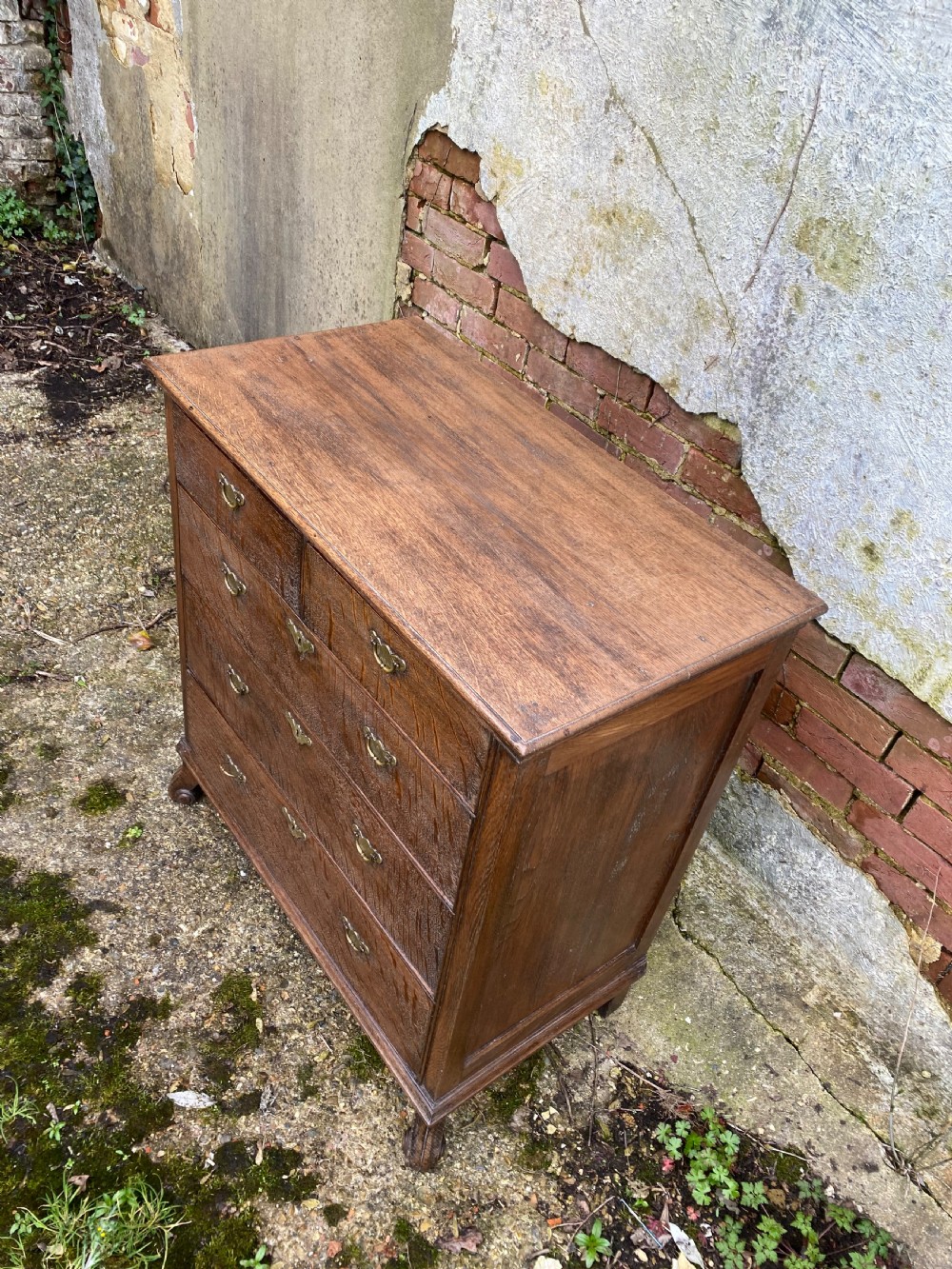 Early Oak Chest of Drawers  View XII