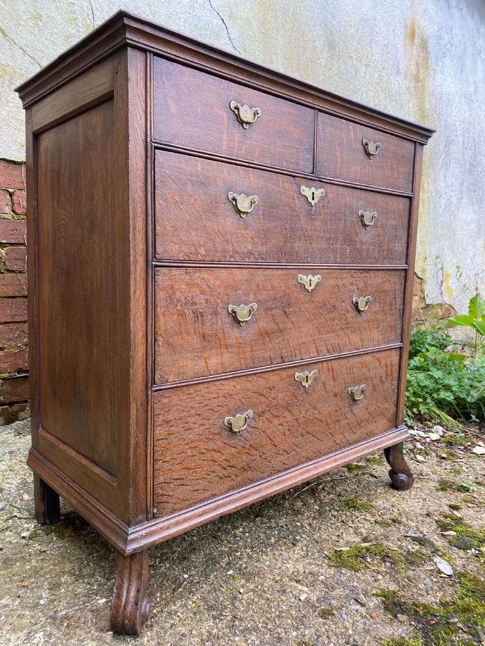 Early Oak Chest of Drawers  View XV