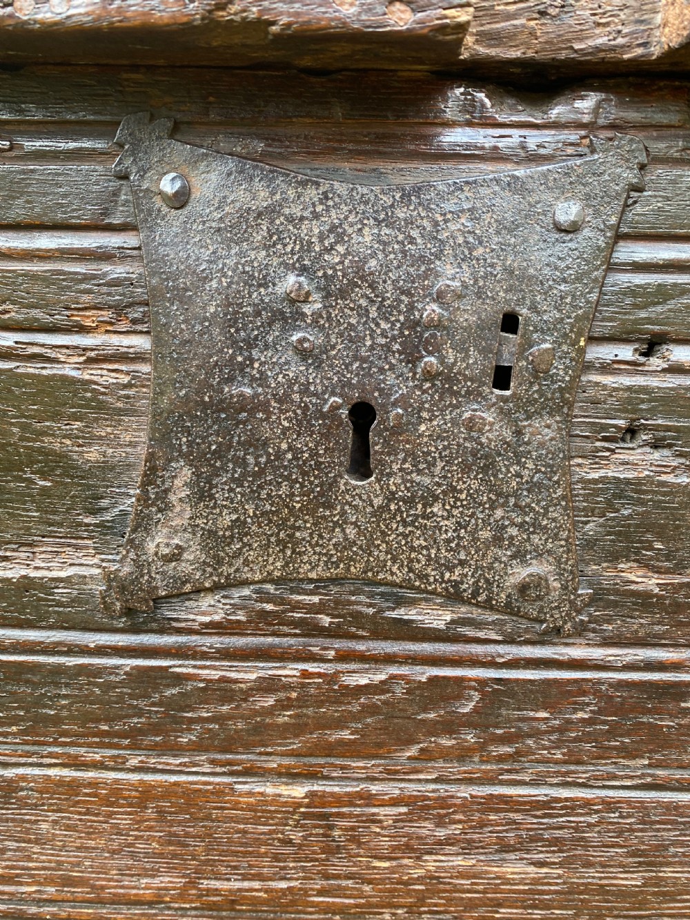 Very Early Oak Plank Coffer View XVII