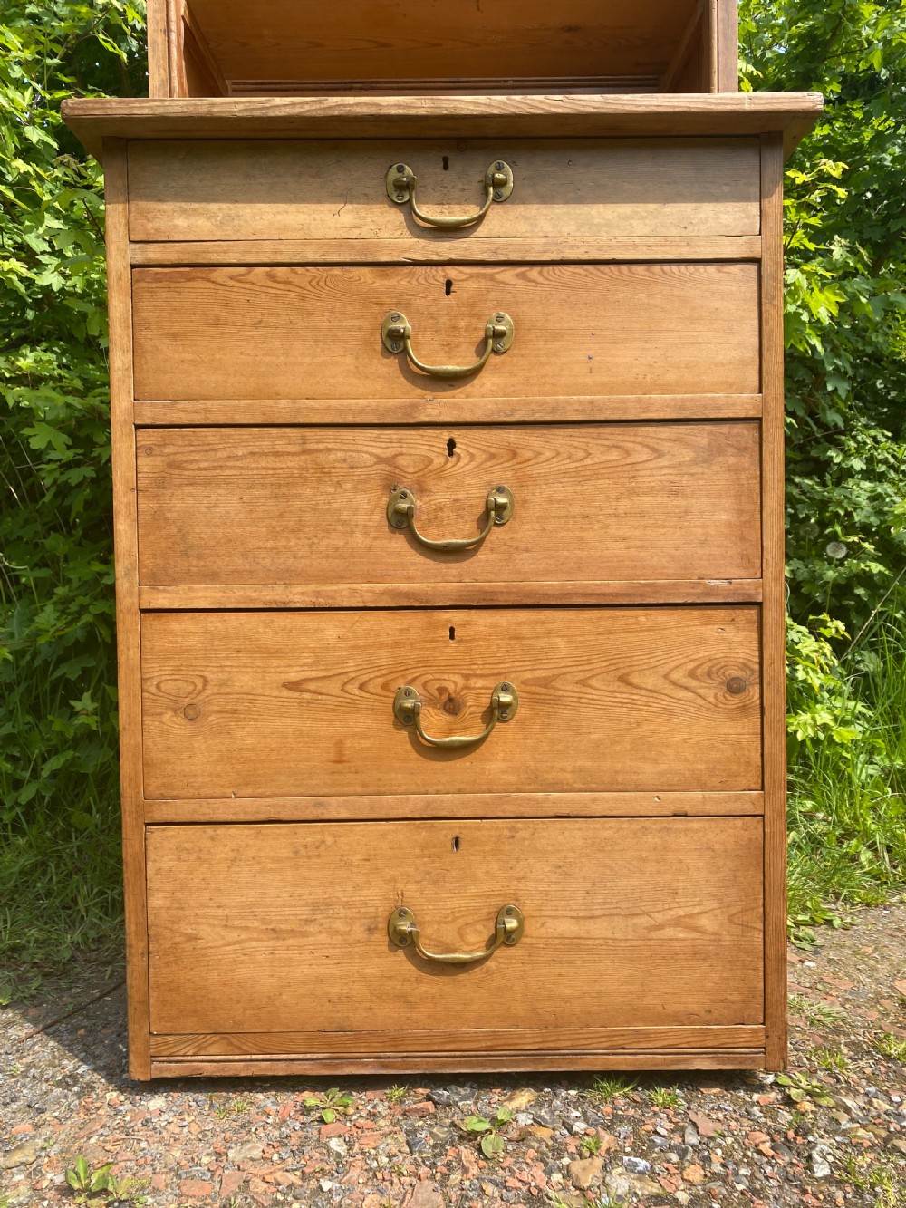 Antique Pine Dresser  View IV