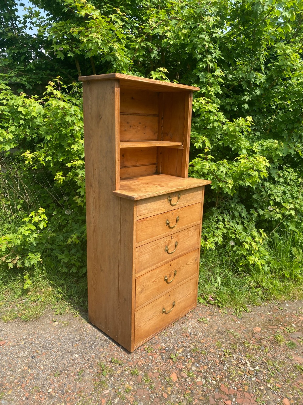 Antique Pine Dresser  View VIII