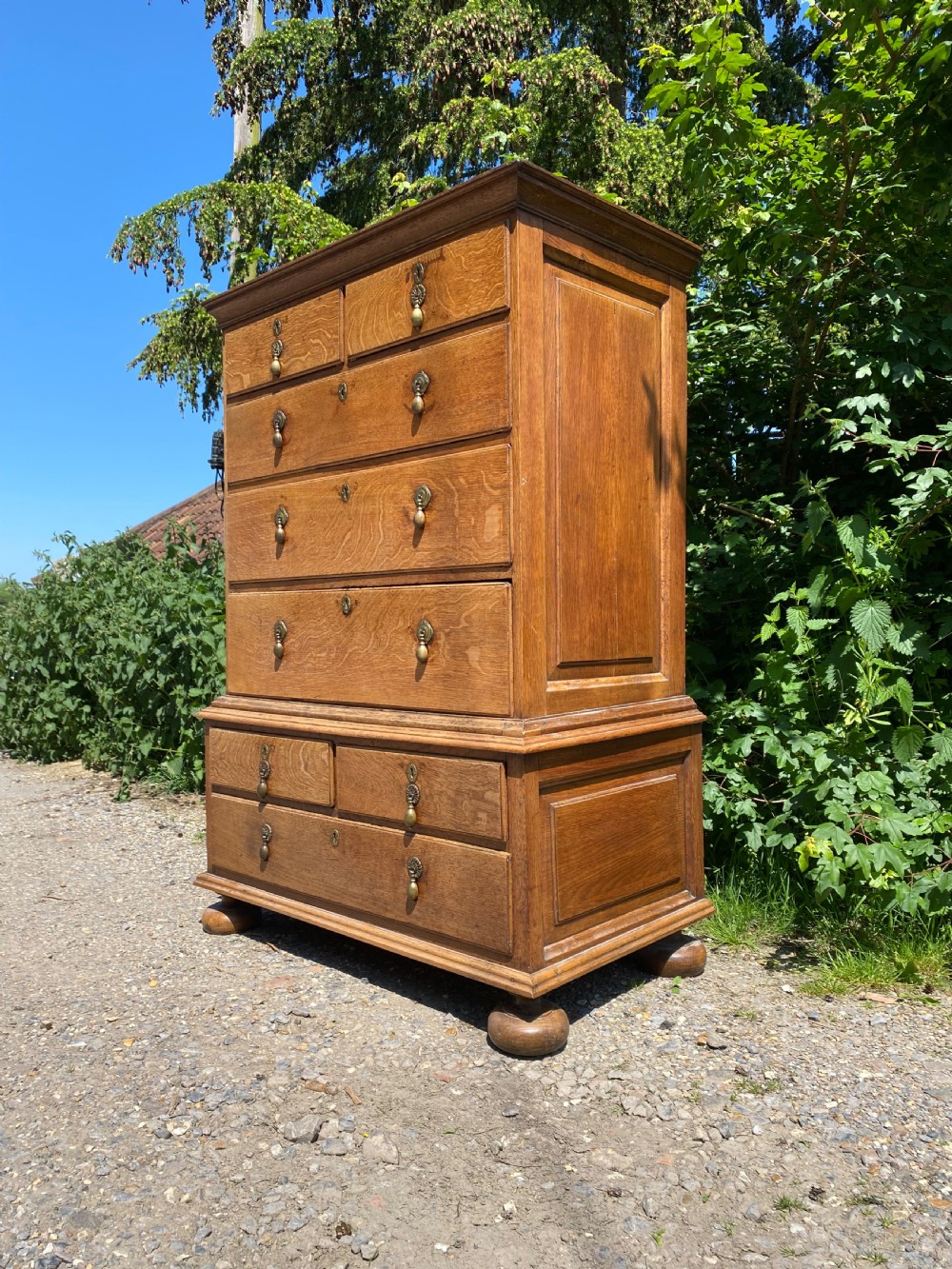 Georgian Oak Chest on Chest View II