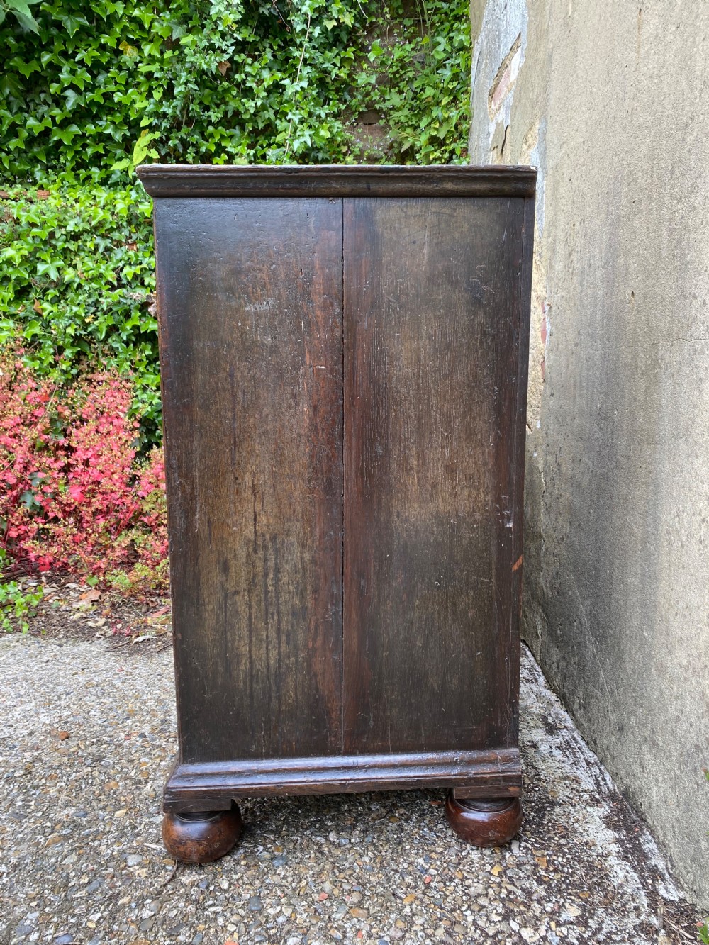 Early Oak Chest of Drawers  View IX
