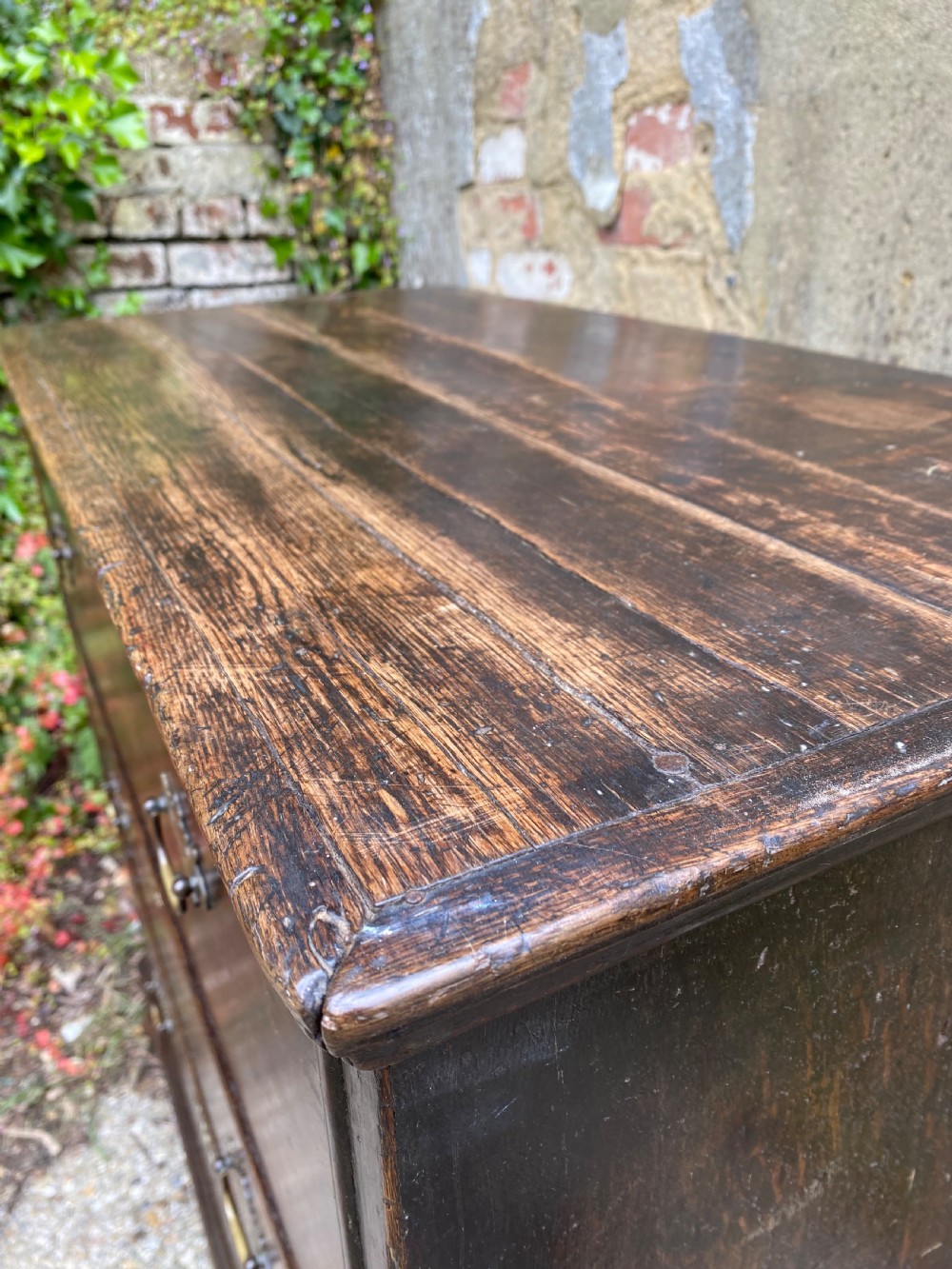 Early Oak Chest of Drawers  View XI