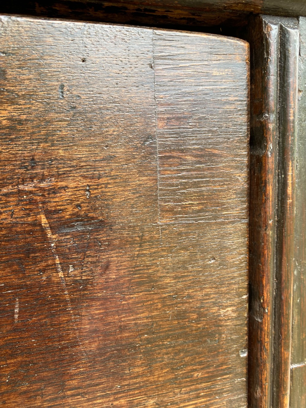 Early Oak Chest of Drawers  View XXI