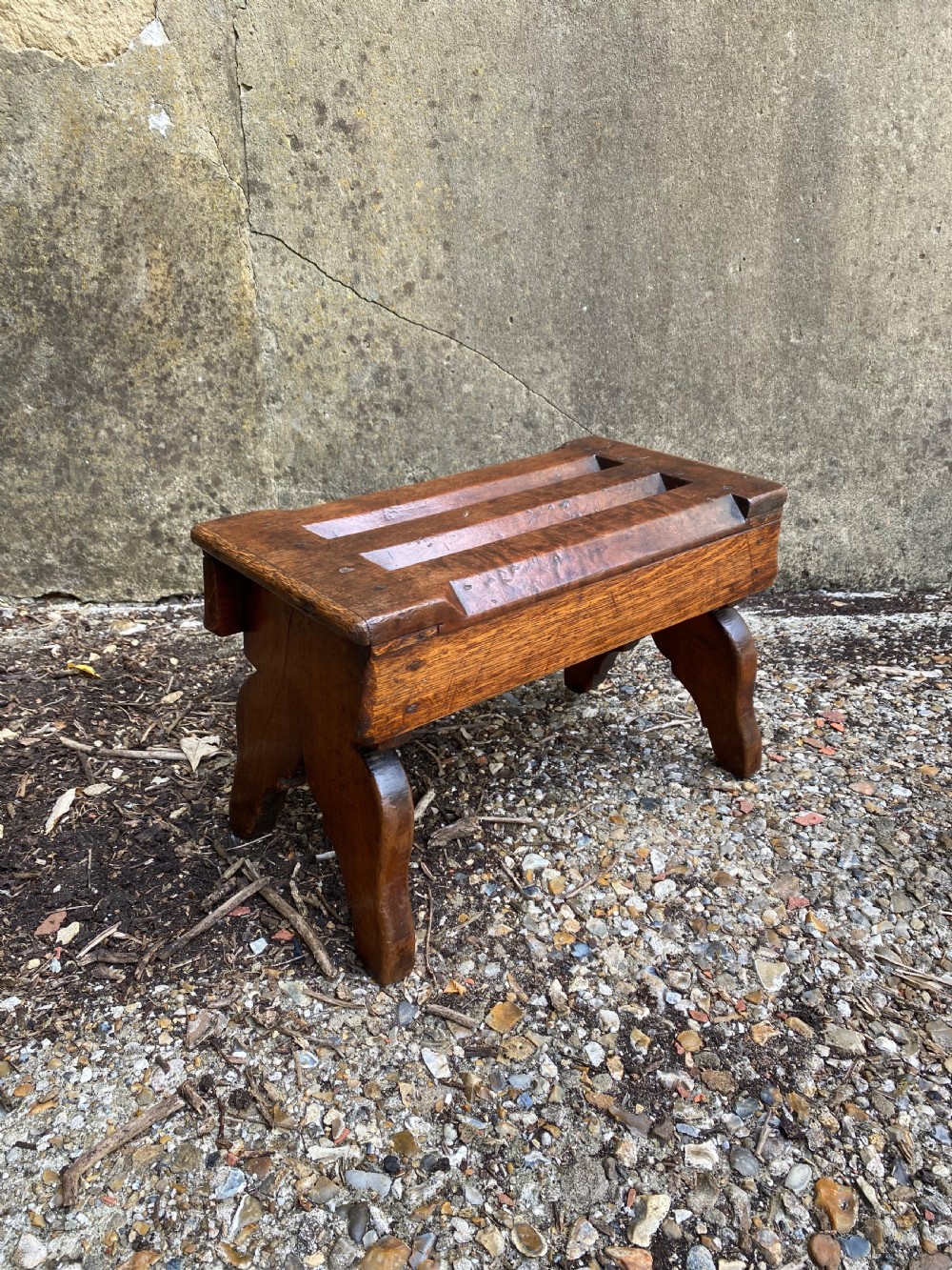 Early Boarded Stool