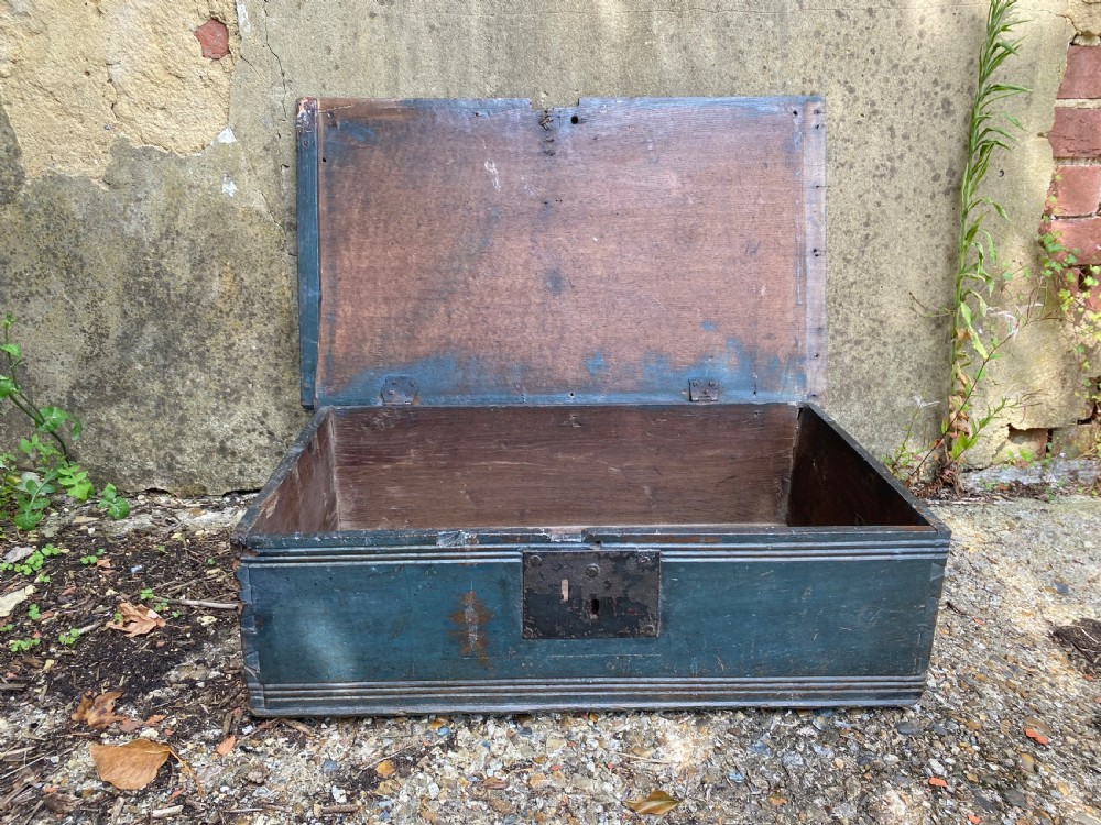 Early Oak Painted Box View V