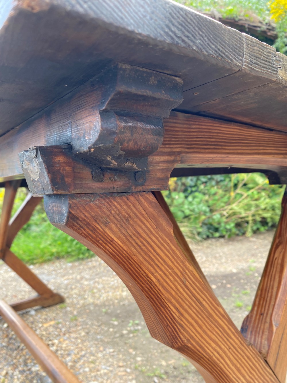 Antique Tavern Table View X