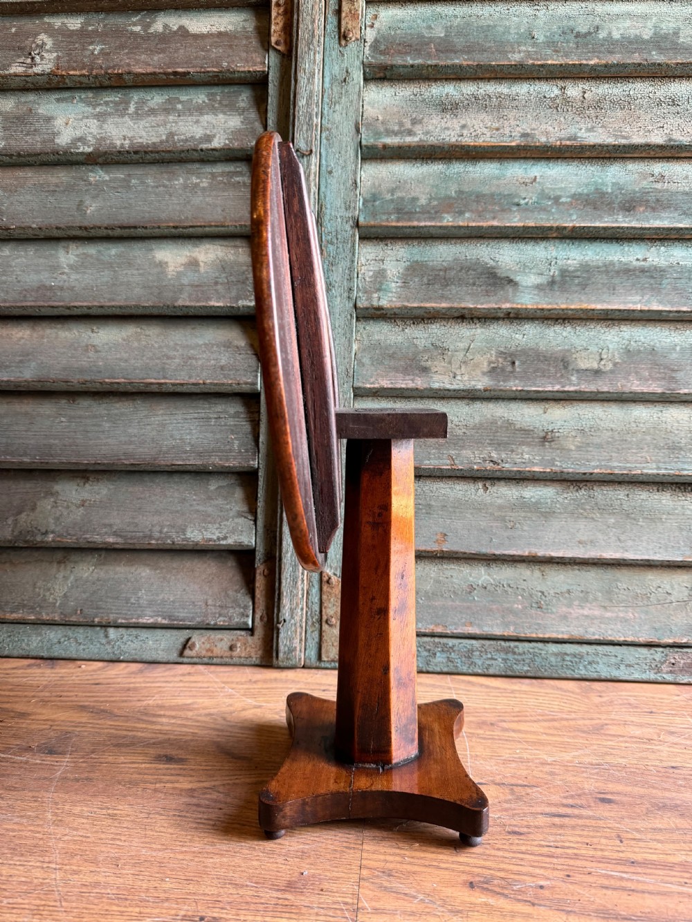 Apprentice Piece Table View IX