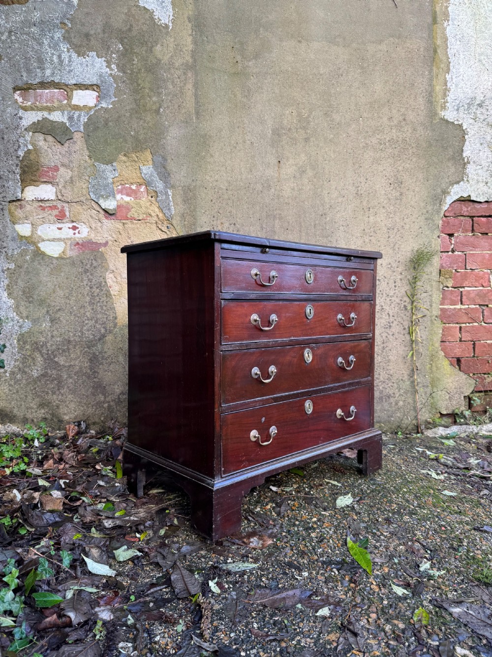 Antique Batchelor’s Chest of Drawers 