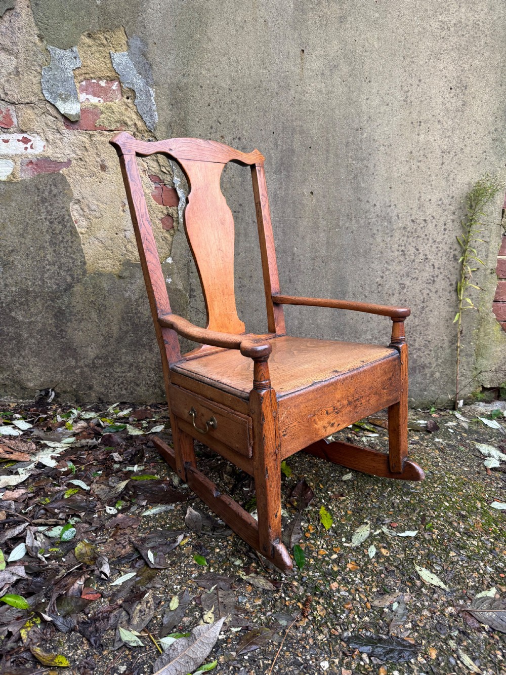 Antique Lambing Chair  View VIII