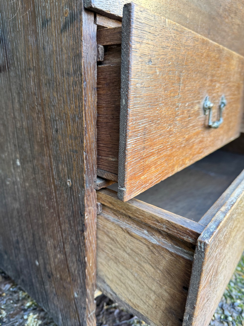 Early Oak Chest View XIV