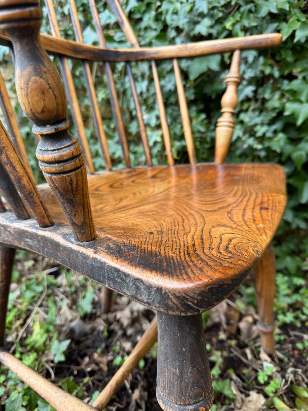 Antique Windsor Chair View XVIII
