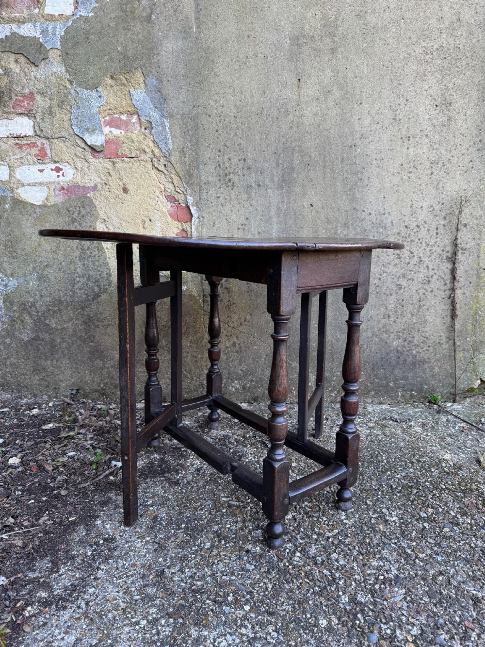 Early Oak Gateleg Table View XIII