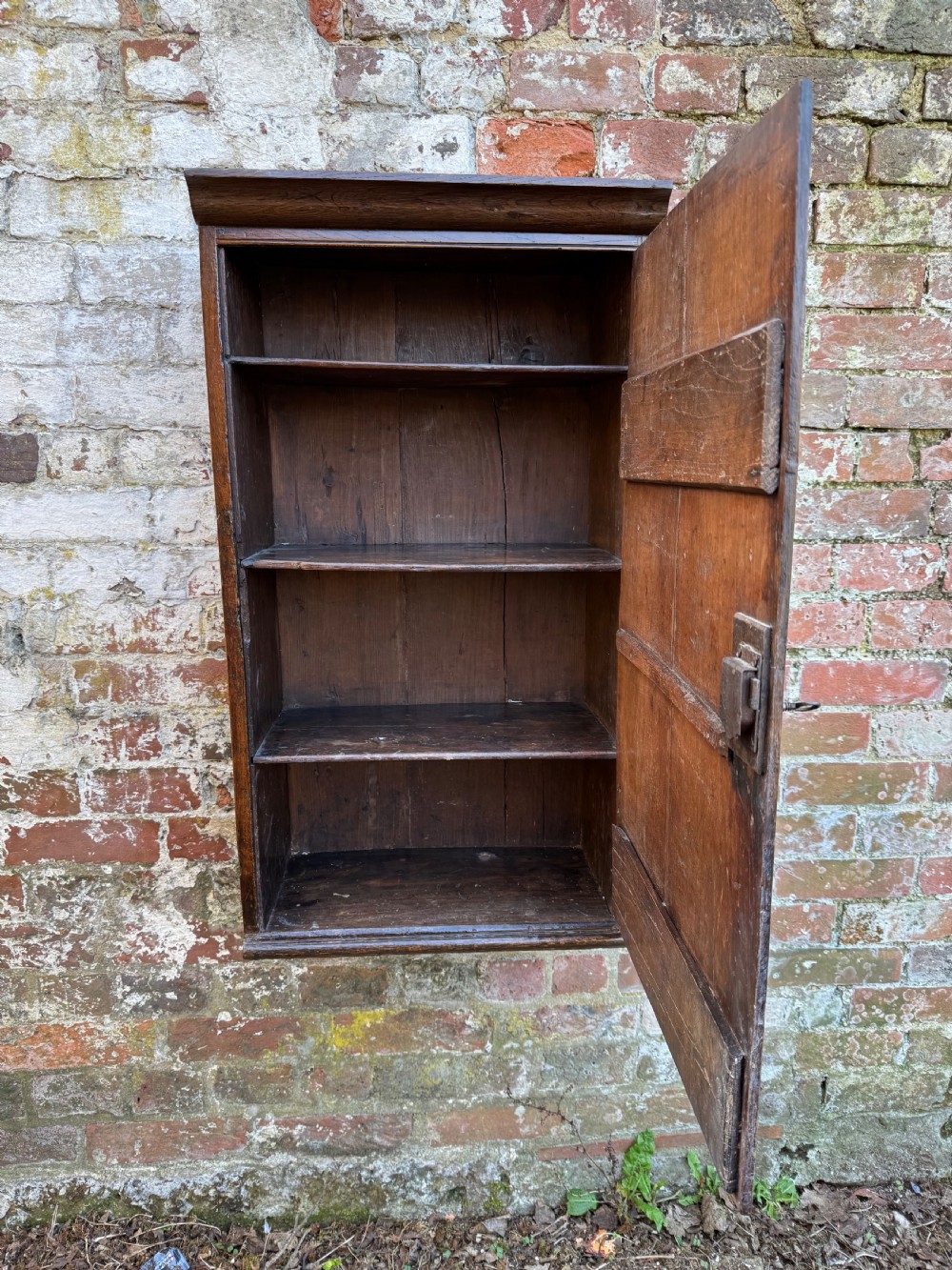 Early Oak Wall Cupboard  View XVII