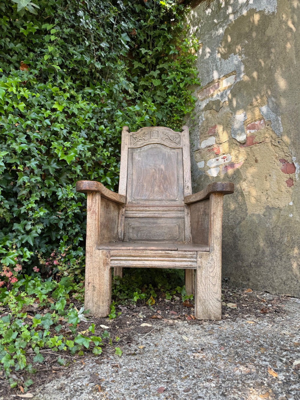 Early Elm Armchair