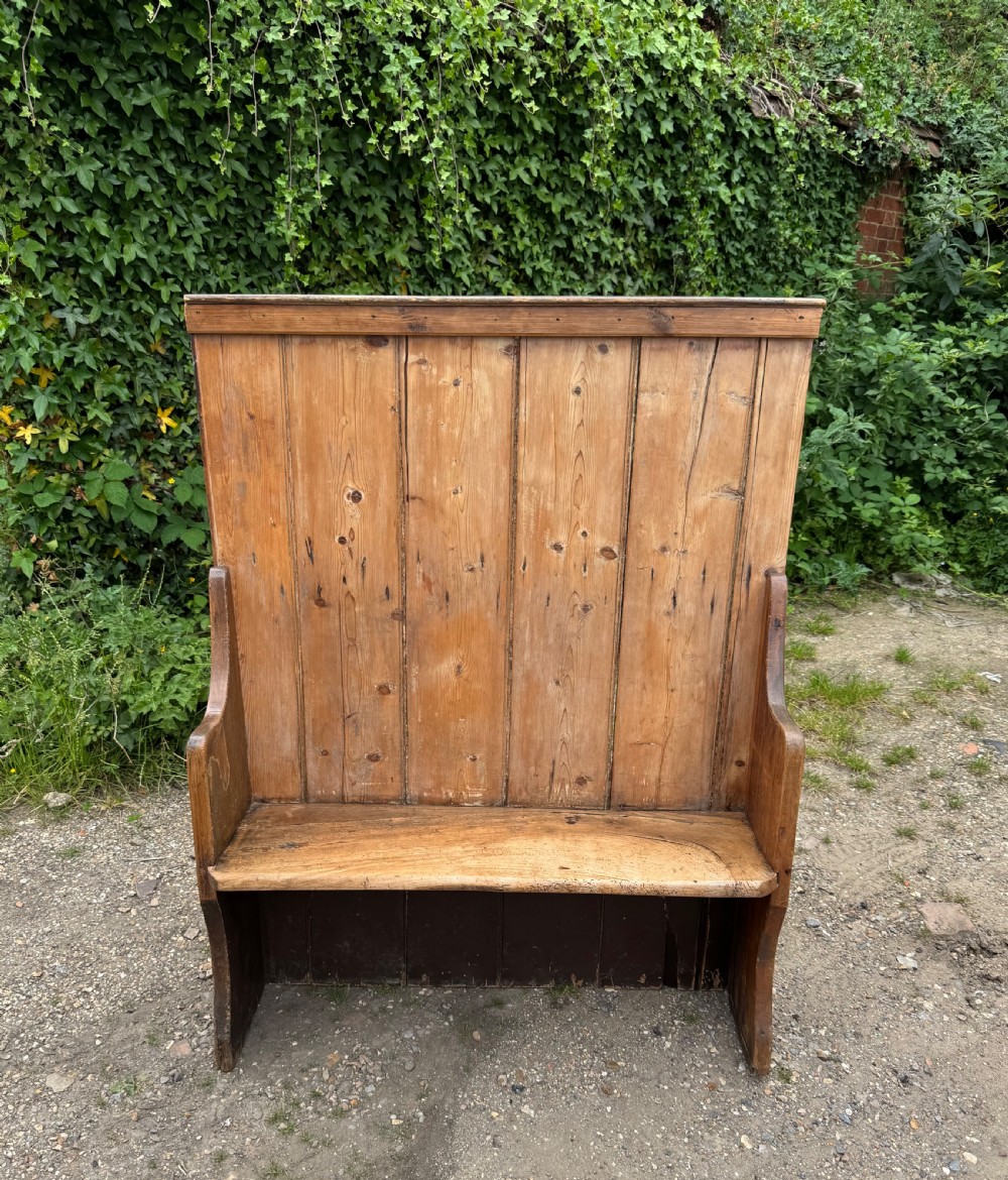 An Antique Settle View IV
