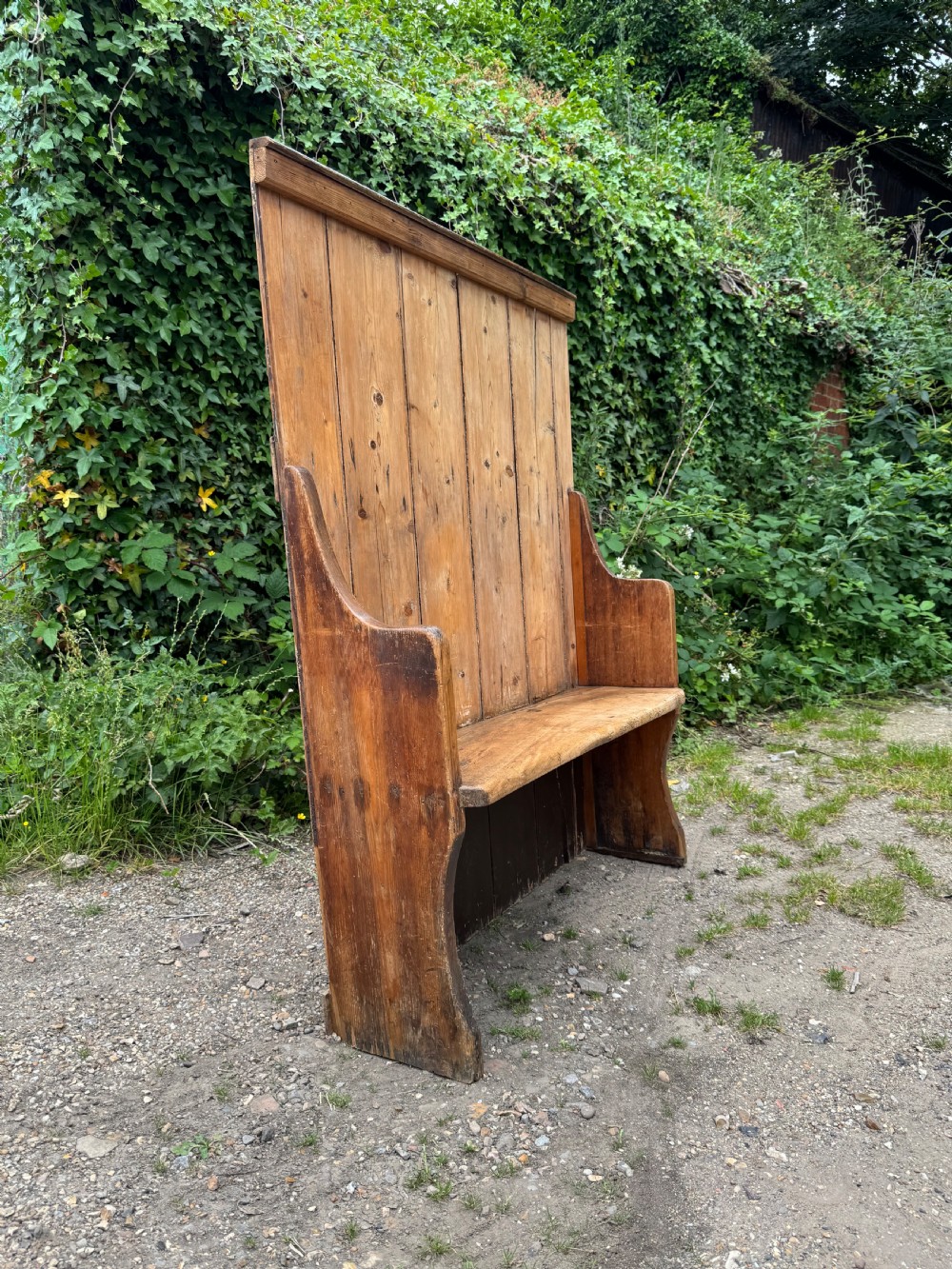 An Antique Settle View XVI