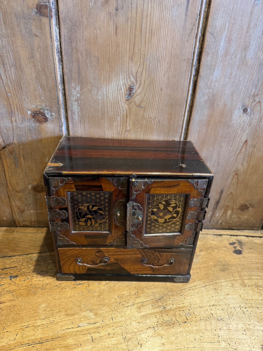 Japanese Meiji  Cabinet  View VI
