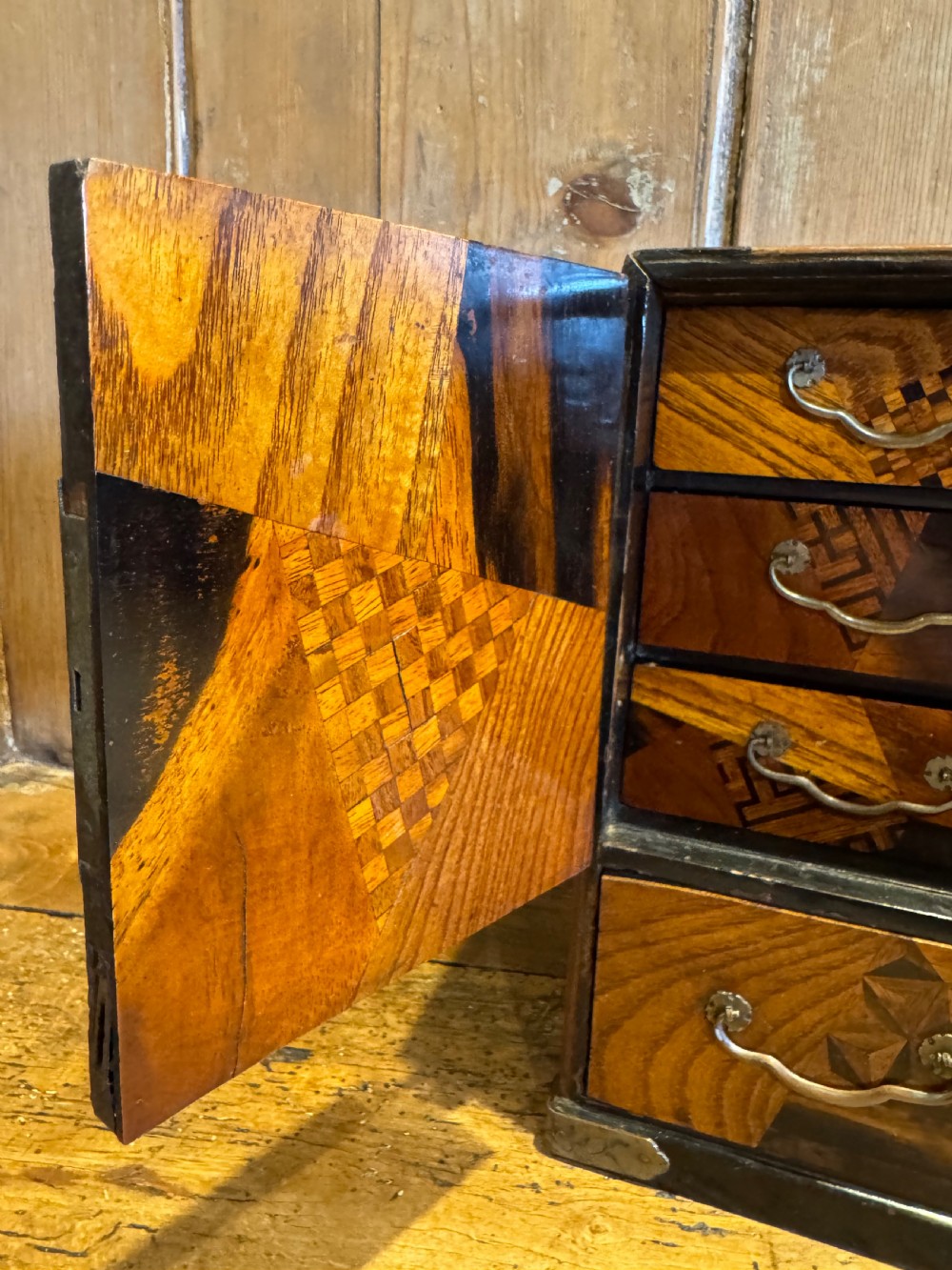 Japanese Meiji  Cabinet  View IX