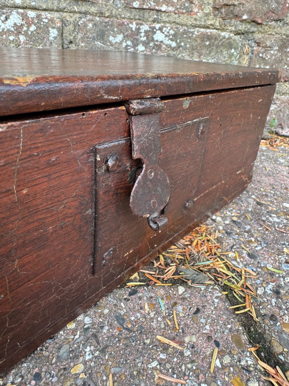 Small Early Box View XI
