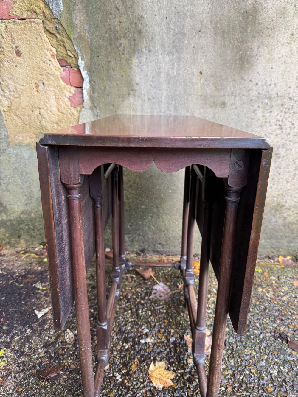 Antique ‘Spider Leg’ Table View X